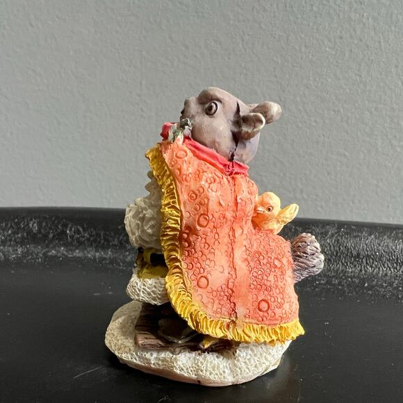 Vintage 1996 Santa in Costume Figurine - Picture 5 of 7